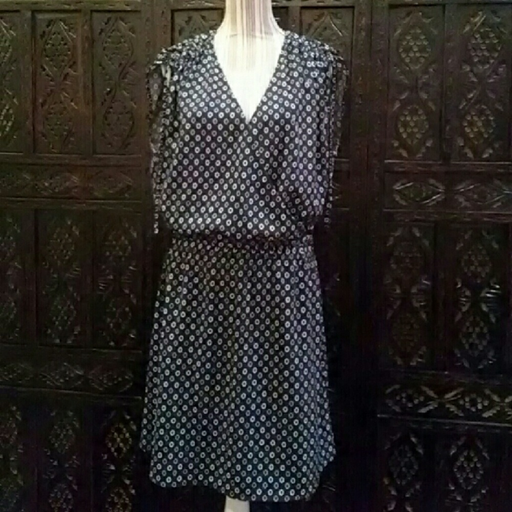 Banana Republic Factory Navy Patterned Dre…